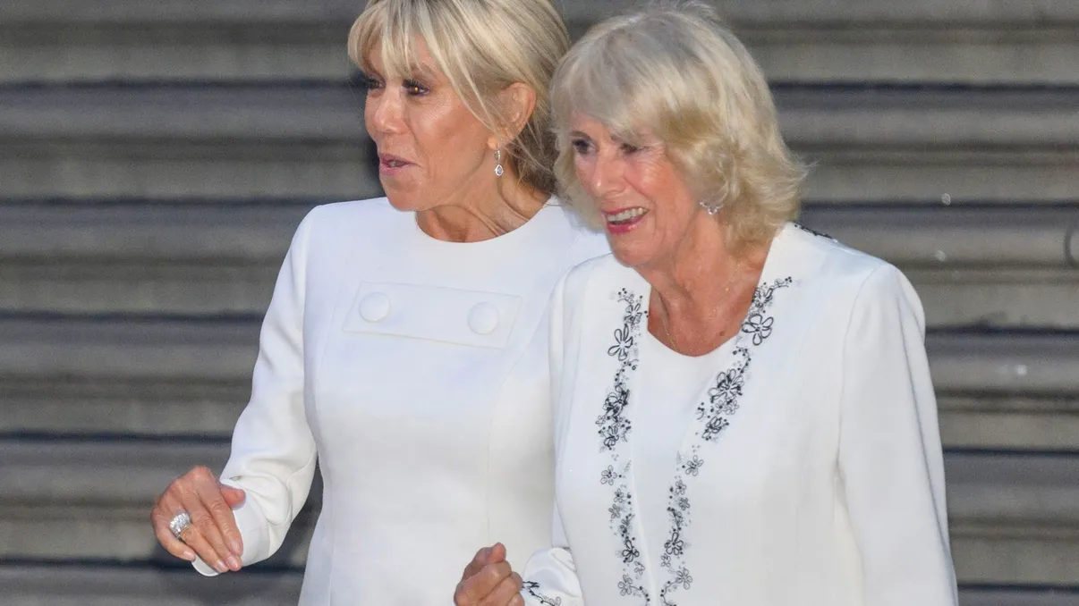 Familia Macron, alături de Regele Charles și Regina Camilla la British Museum. Detaliul care a arătat cât de apropiate sunt Brigitte și soția monarhului englez
