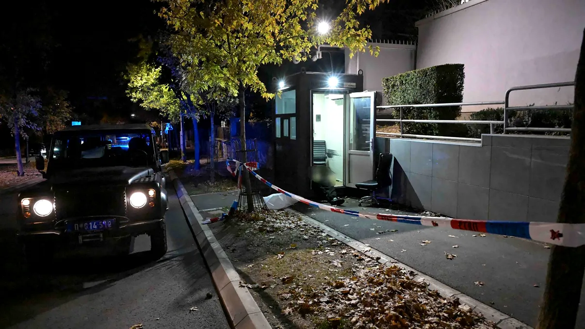 Atac în fața Ambasadei Israelului la Belgrad. Agresorul a fost ucis, iar Serbia a ridicat alerta teroristă la nivel maxim