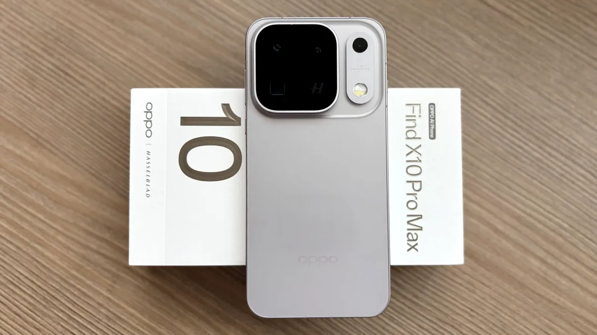 REVIEW OPPO Find X10 Pro Max – un telefon de top care are tot ce-i trebuie ca să-l îndrăgești, începând cu trei camera de 200 de megapixeli și o autonomie record