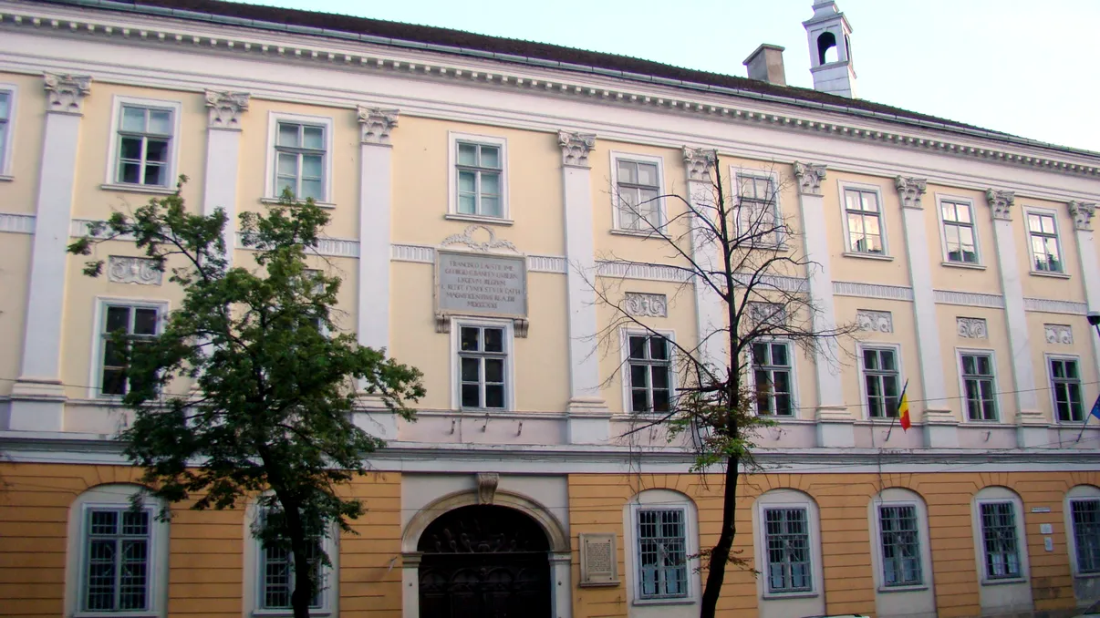 Mesaj de amenințare cu bombă la un liceu din Cluj-Napoca. Ce a stabilit Poliția după primele verificări