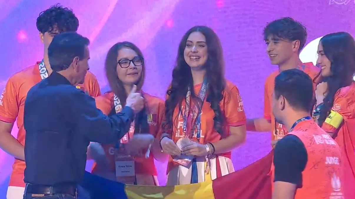 România, locul II la premiul „Albert Einstein” al FIRST Global Challenge. Cine sunt cei cinci liceeni care au urcat pe podiumul mondial al roboticii