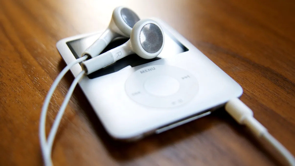 Apple ascunde un iPod virtual în Apple Music. Cum poți folosi rotița clasică și asculta melodii