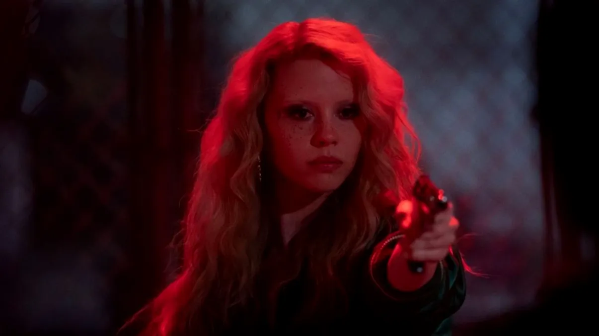 Mia Goth, revoltată după ce un cont verificat de Instagram a folosit imagini AI cu chipul ei. Actrița nici măcar nu are social media