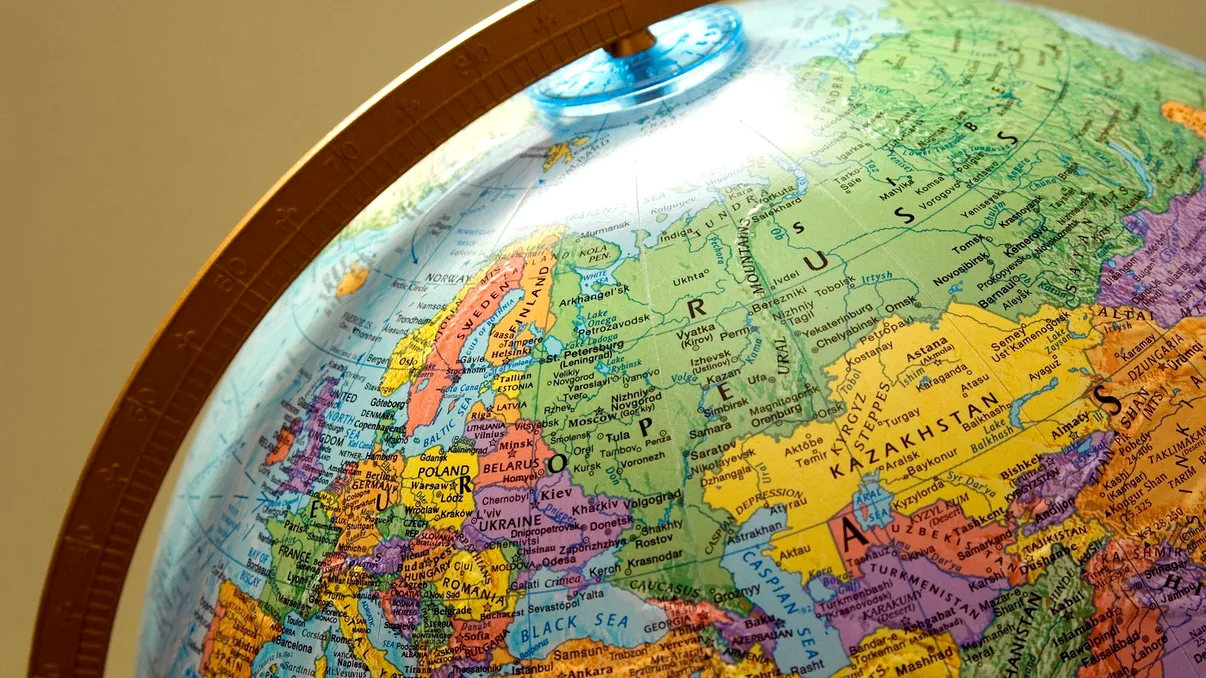 Țara din Europa din care pleacă miliardarii. Și românii sunt în fruntea europenilor care părăsesc statul