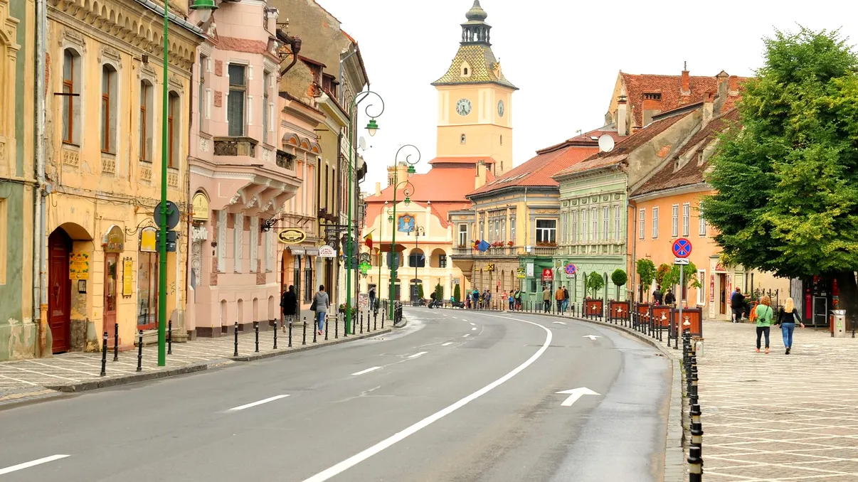 Lovitură pentru hoteluri și pensiuni: banii din voucherele de vacanță s-au înjumătățit. Ce se întâmplă cu turismul românesc