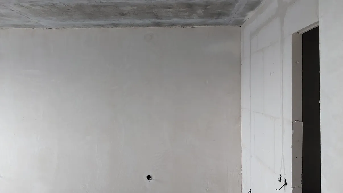 Cât costă să renovezi de la zero un apartament cu 3 sau 4 camere în 2026. Experienţele românilor: 