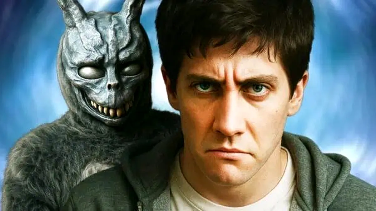REVIEW Donnie Darko - filmul perfect pentru Halloween din 2001 care merită revăzut în 2026 dacă ești fan David Lynch. Ce se ascunde în spatele iepurelui Frank