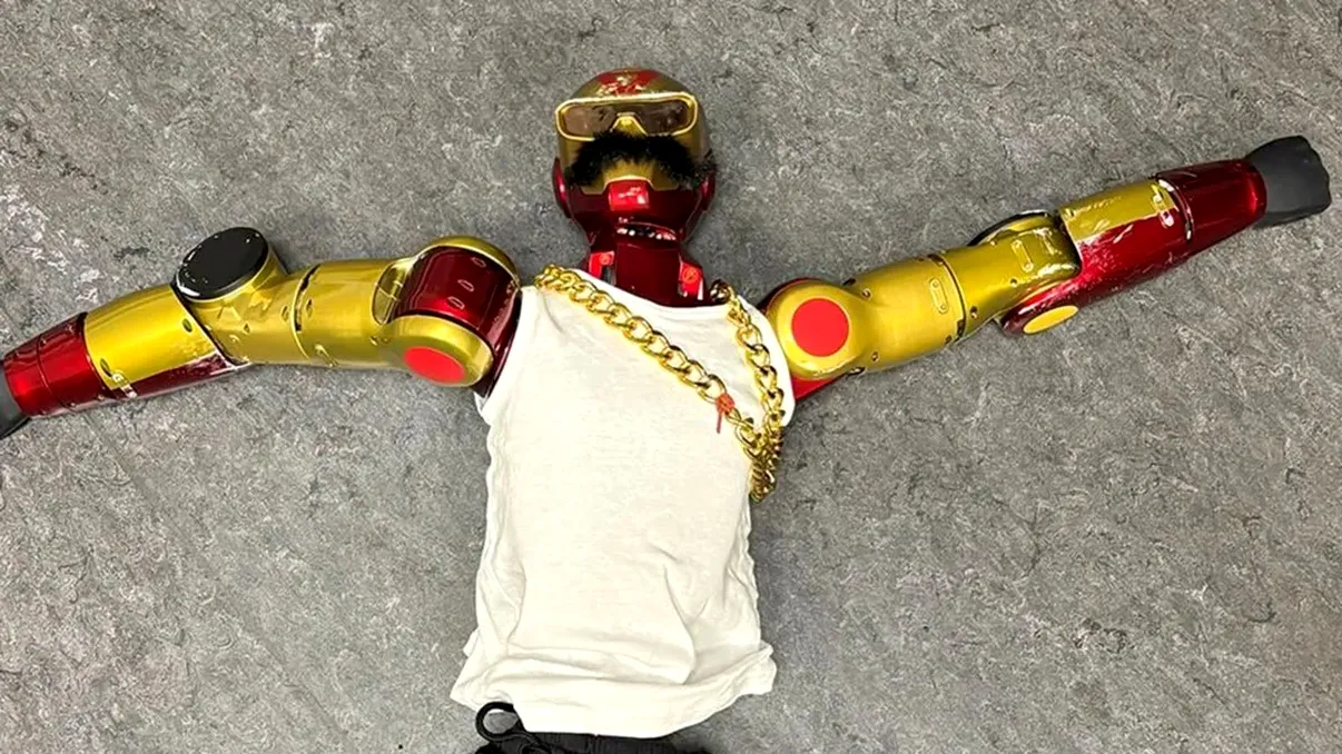 Poliția germană a confiscat un robot după un incident șocant cu o adolescentă. Cum a ajuns tehnologia să fie folosită pentru hărțuire sexuală