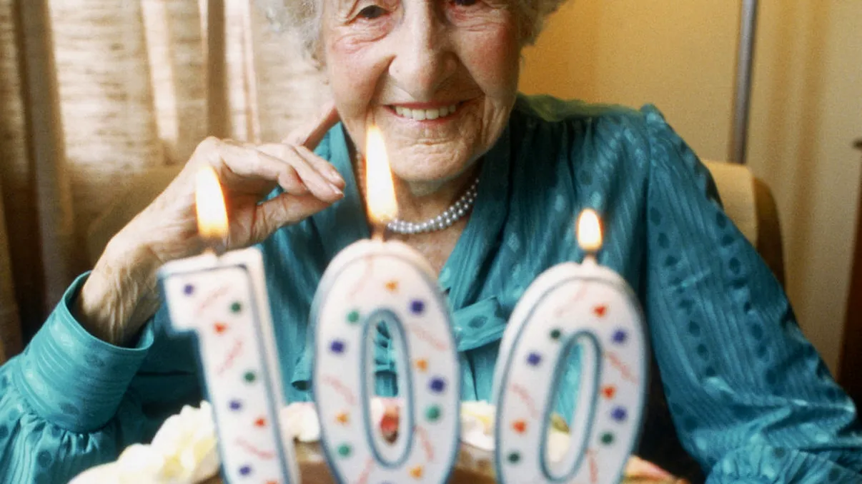 Cât de mult pot trăi oamenii și de ce există această limită