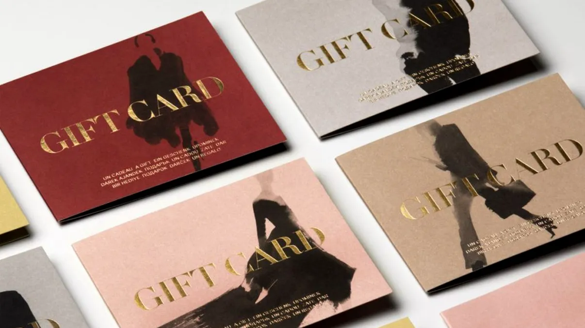 Cinci români, prinși la furat în India: cum făceau asta cu carduri H&M