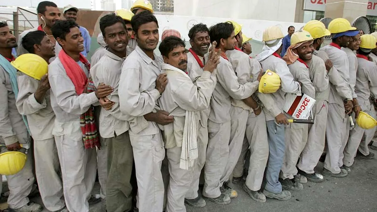 România importă un număr uriaș de muncitori. Câți aduce din Pakistan