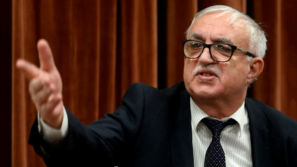 Referendumul pe justiție ar putea fi inutil: argumentele fostului președinte CCR