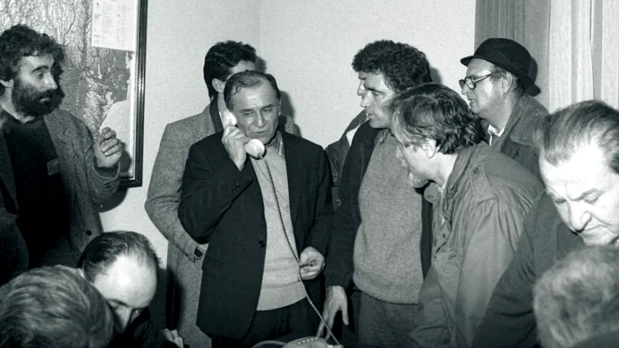 Dosarul Revoluției: Iliescu ceruse ajutorul armatei sovietice. Cum a pus mâna pe putere „urmașul” lui Ceaușescu