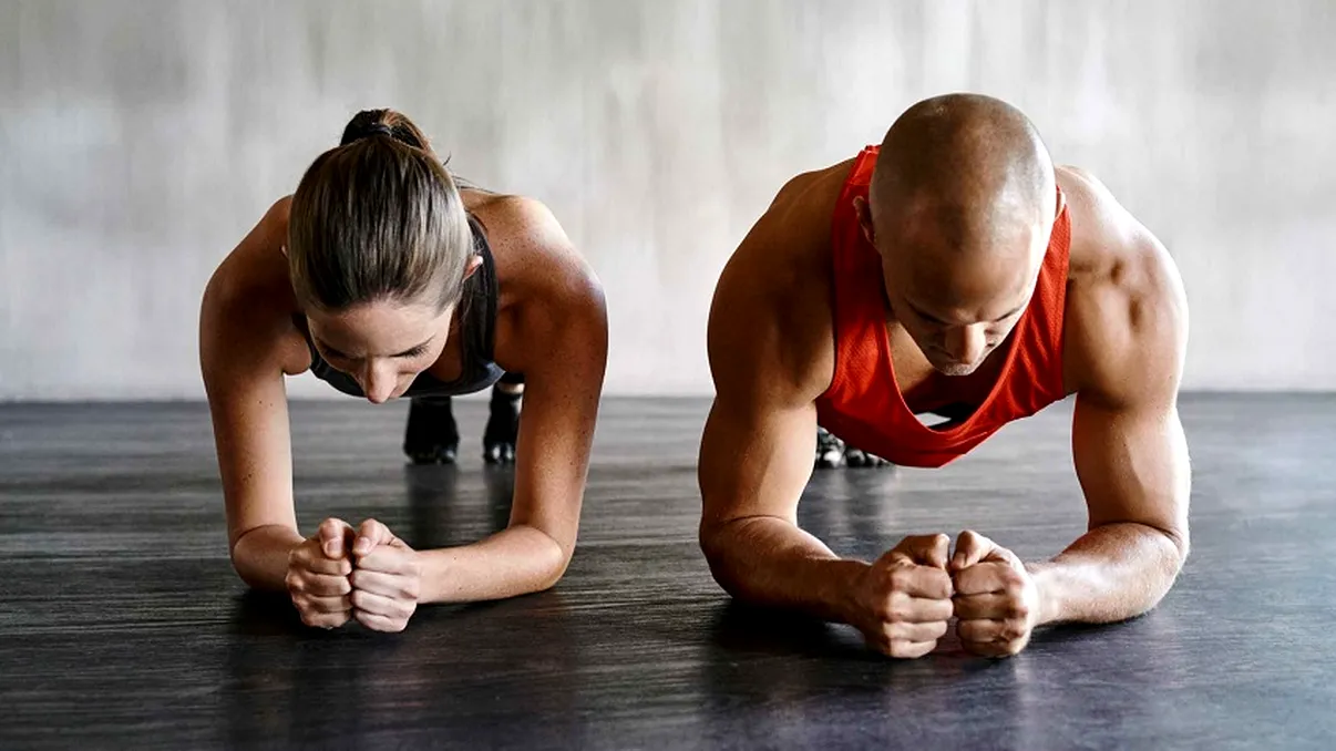 6 greșeli pe care le faci la sală. De ce nu reușești să îți construiești masa musculară