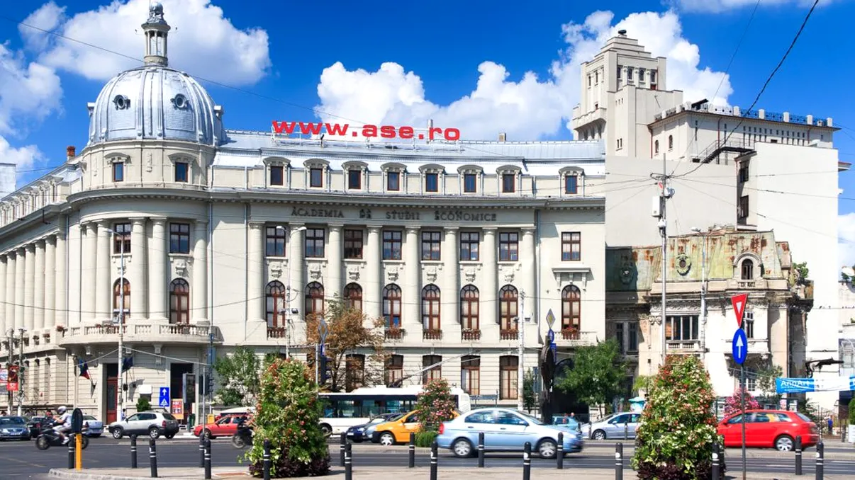 Acte necesare pentru înscrierea la facultate. Cum arată dosarul, la majoritatea universităților din România