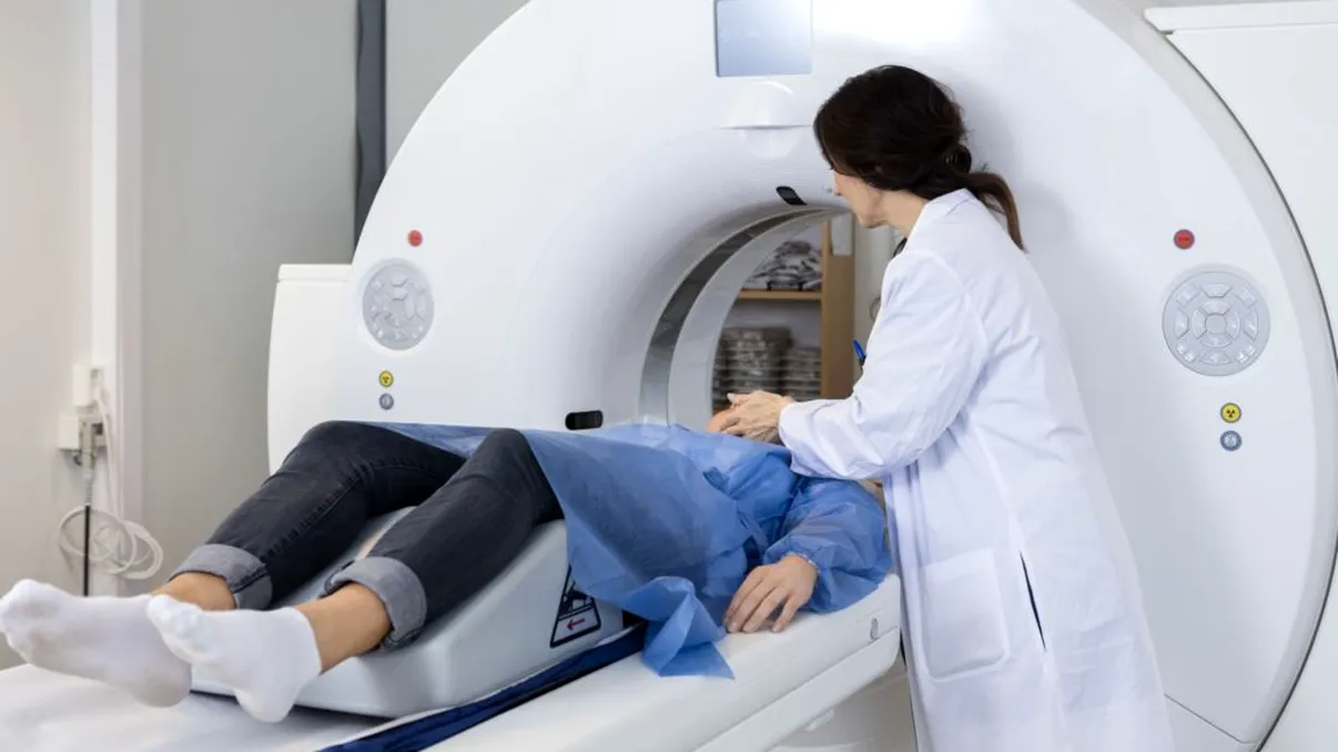 Cât costa un RMN la spitalele private. Vezi tarifele în funcție de zona pe care vrei s-o controlezi