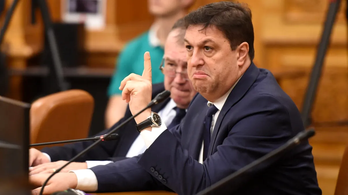 Manifestări de șofer de taxi. Gestul lui Șerban Nicolae, după ce Dăncilă l-a schimbat din funcție