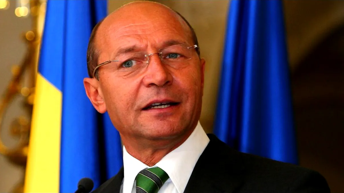 Traian Băsescu, despre administrarea Finanțelor: ”Iau bani de la cămătari să dau la lăutari!”