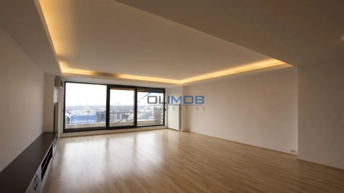 Cât costă, de fapt, să închiriezi un penthouse lângă parcul Herăstrău, cu tot cu loc de parcare!