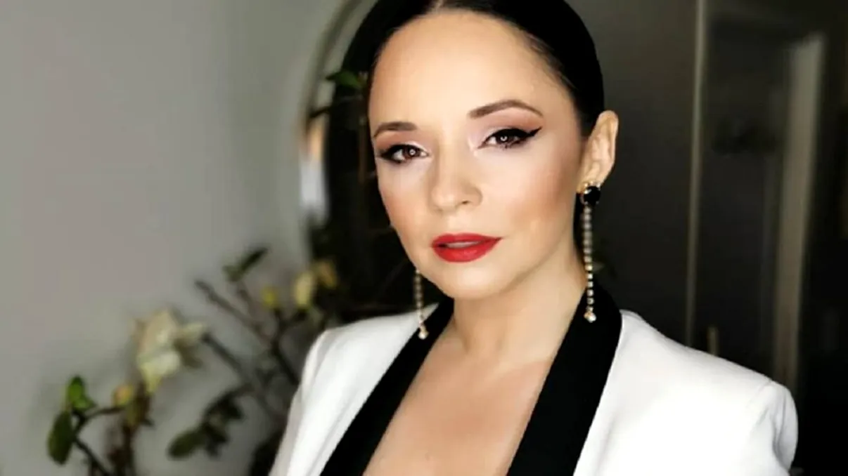 Ce a găsit Andreea Marin în camera de hotel în care a fost cazată. Imediat a arătat imaginile fanilor