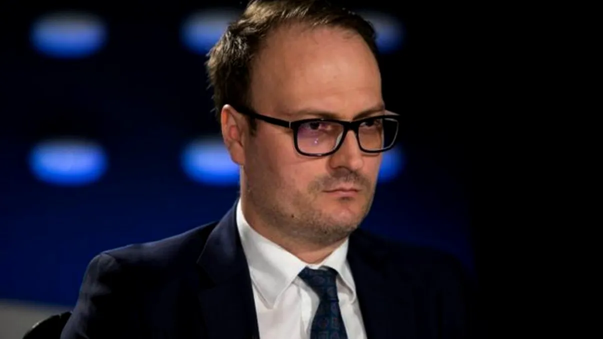 Cu ce se ocupă asociația lui Alexandru Cumpănașu. A primit un milion de lei pentru aceste broșuri