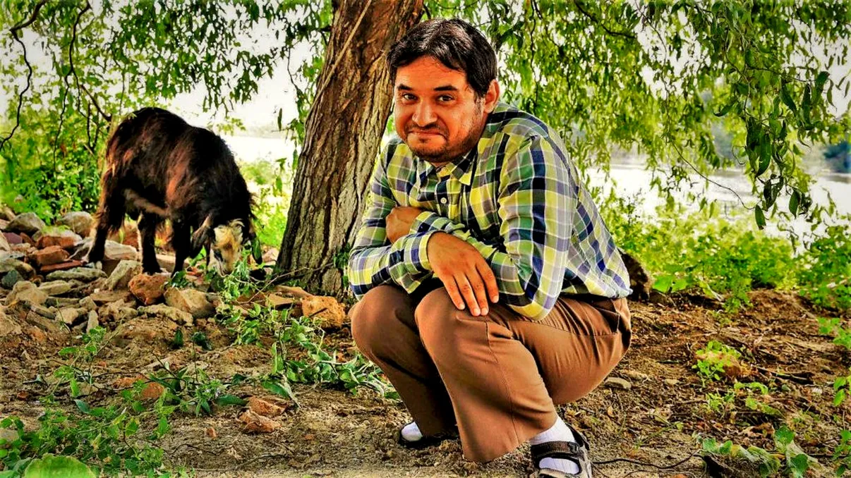 Cum se îmbracă și cum arată, de fapt, Mihai Dragomir, atunci când nu este Dorel din Las Fierbinți. Femeile îl găsesc irezistibil FOTO