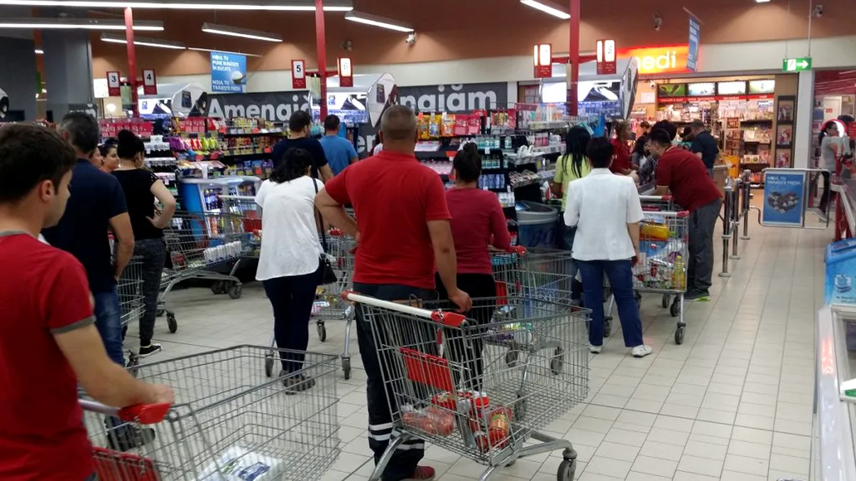 Kaufland anunță o schimbare majoră pentru clienți. Pungile de legume și fructe, doar cu bani