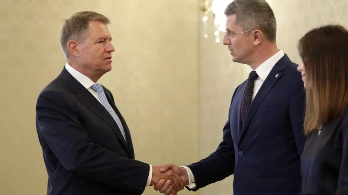 Dan Barna îl stresează pe Iohannis: cu ce îl ”amenință” pe președinte candidatul USR-PLUS