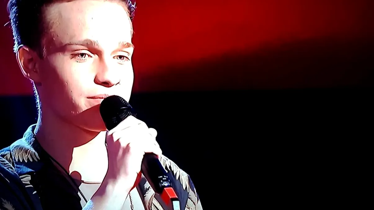 Andi și-a cântat durerea la Vocea României. Pentru mama lui. Pentru lupta ei cu cancerul, 10 ani. Pentru că nu mai este