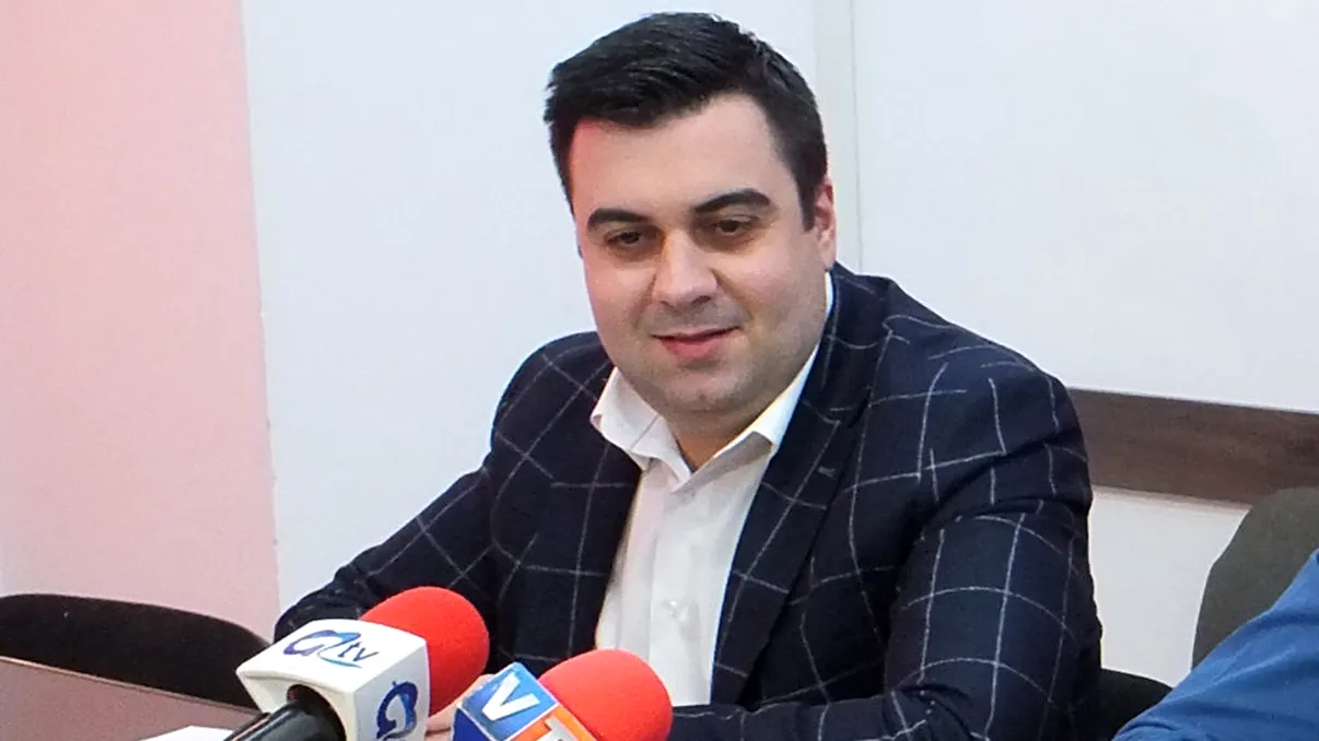 Ce spune Răzvan Cuc despre faptul că ar fi cerut anularea unor zboruri TAROM. Conflictul se adâncește