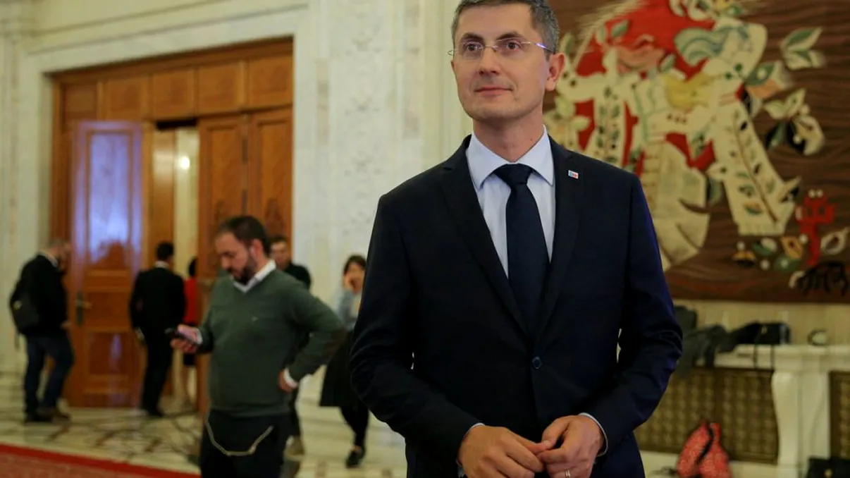 Ce a răspuns Dan Barna, când a fost întrebat dacă își dă demisia. Ce vrea el să facă după primul tur al alegerilor prezidențiale