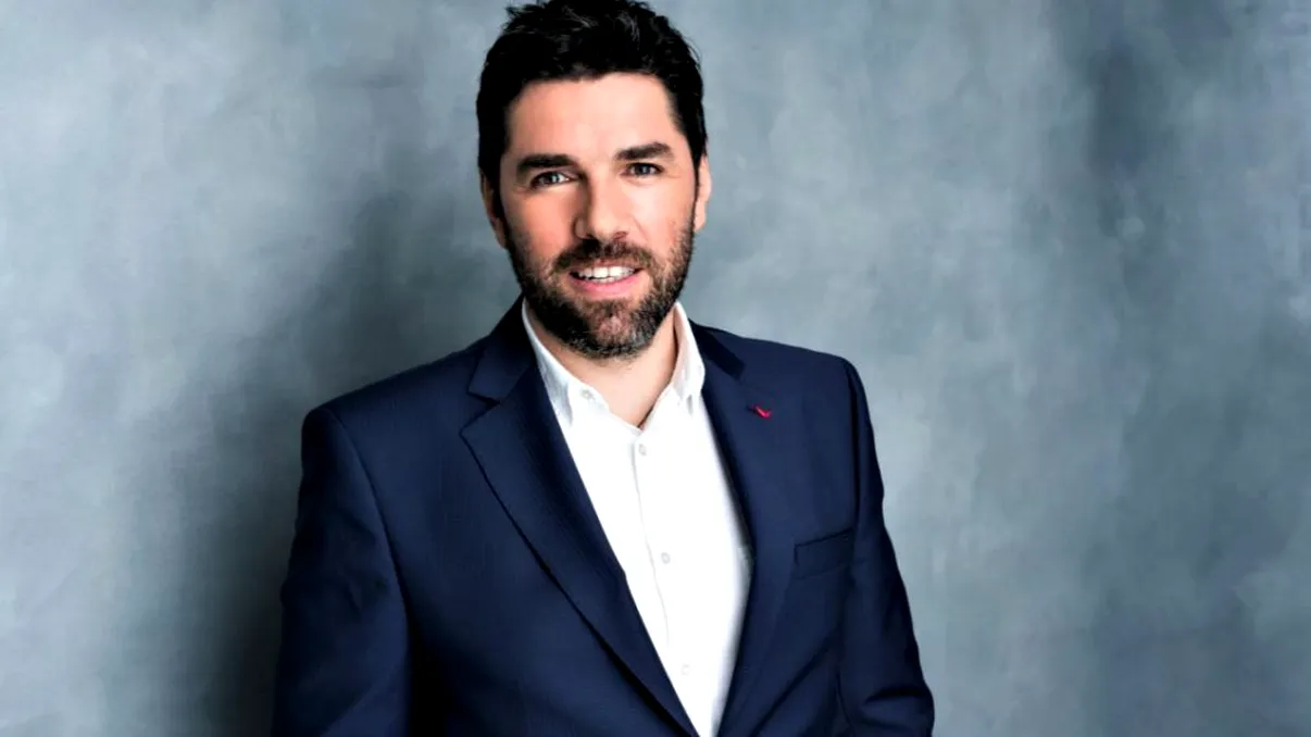 Cum arată fiica lui Alex Dima de la Pro TV. Este o bomboană de copil. Foto