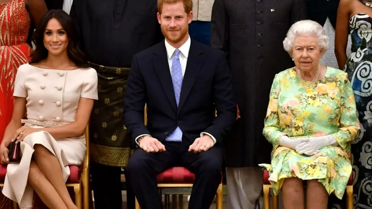 Prințul Harry și Meghan Markle, izolați de Casa Regală Britanică. Cum se comportă ceilalți membri cu ei