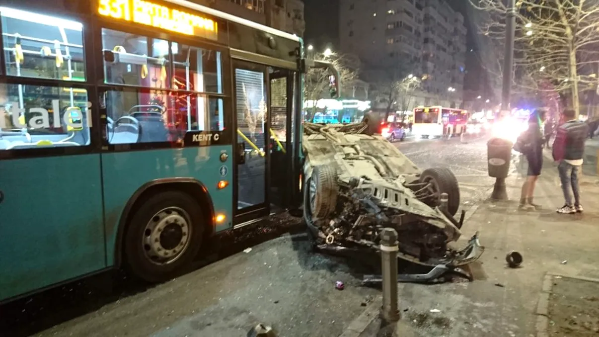 Accident șocant în București, în zona Dorobanți. A fost implicat și un autobuz Otokar