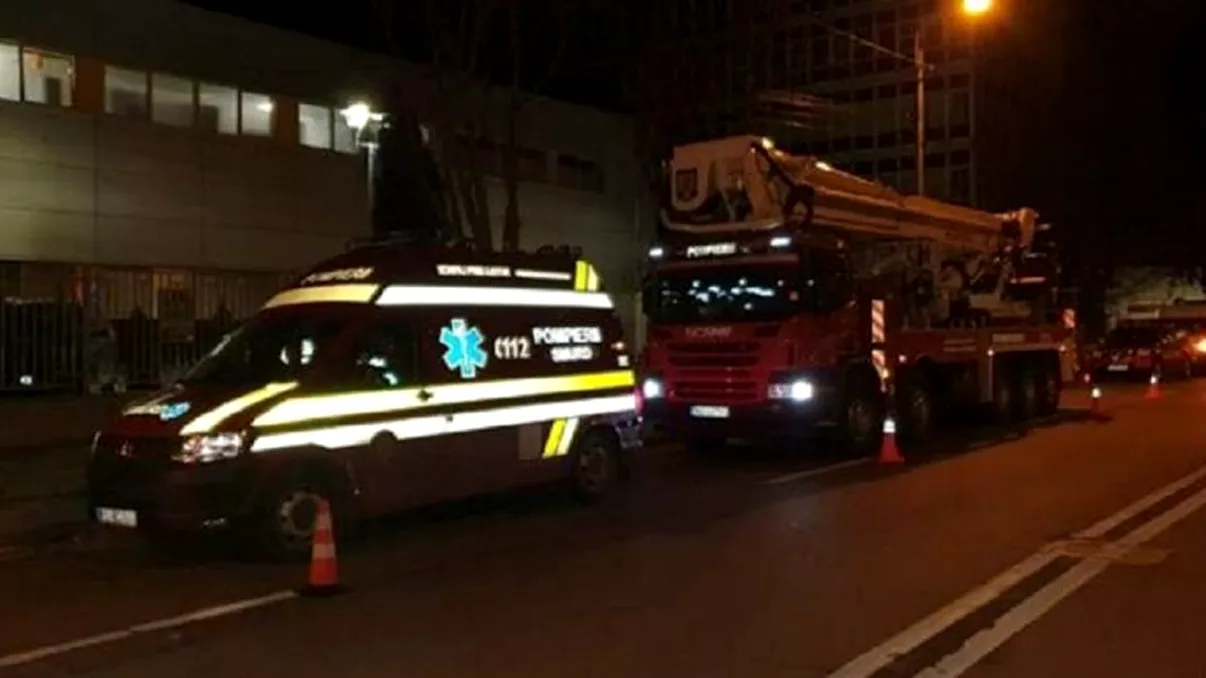 Amenințare cu bombă, la Timișoara. 800 de persoane au fost evacuate de autorități