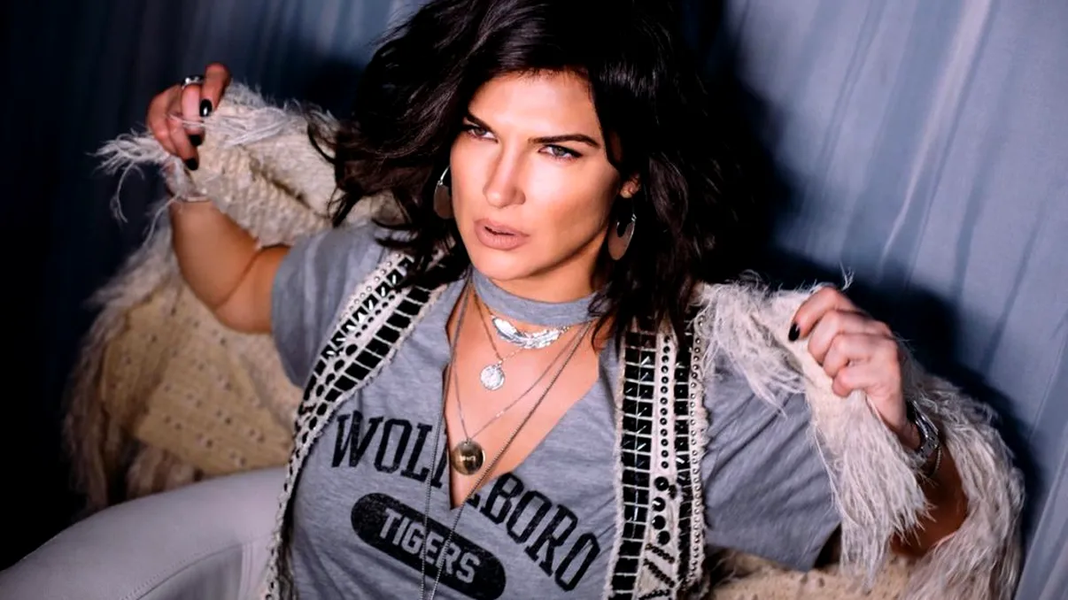 Cum arăta Monica Bârlădeanu la 19 ani. Puțini știu ce studii are, de fapt, Carla Dumitrache din serialul Vlad