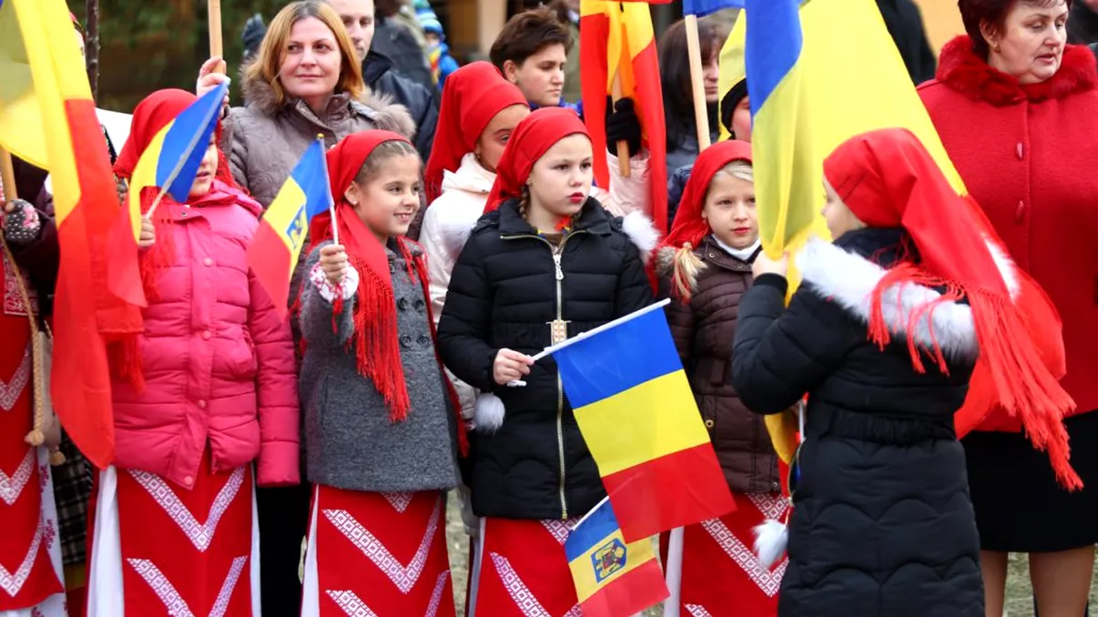 1 Decembrie. Ce evenimente sunt astăzi în țară. Unde pot merge românii după parada militară