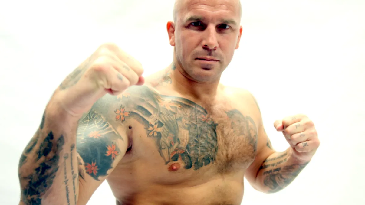 Cătălin Zmărăndescu, tată pentru a patra oară, la 47 de ani. Fostul concurent de la Ferma e în culmea fericirii