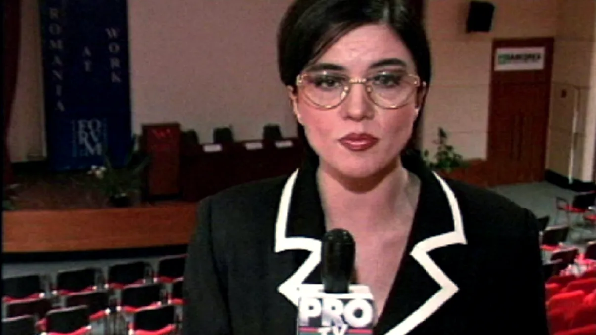 Gestul sfâșietor făcut de mama Cristinei Țopescu. Ce i-a pus în sicriu, înainte de incinerare