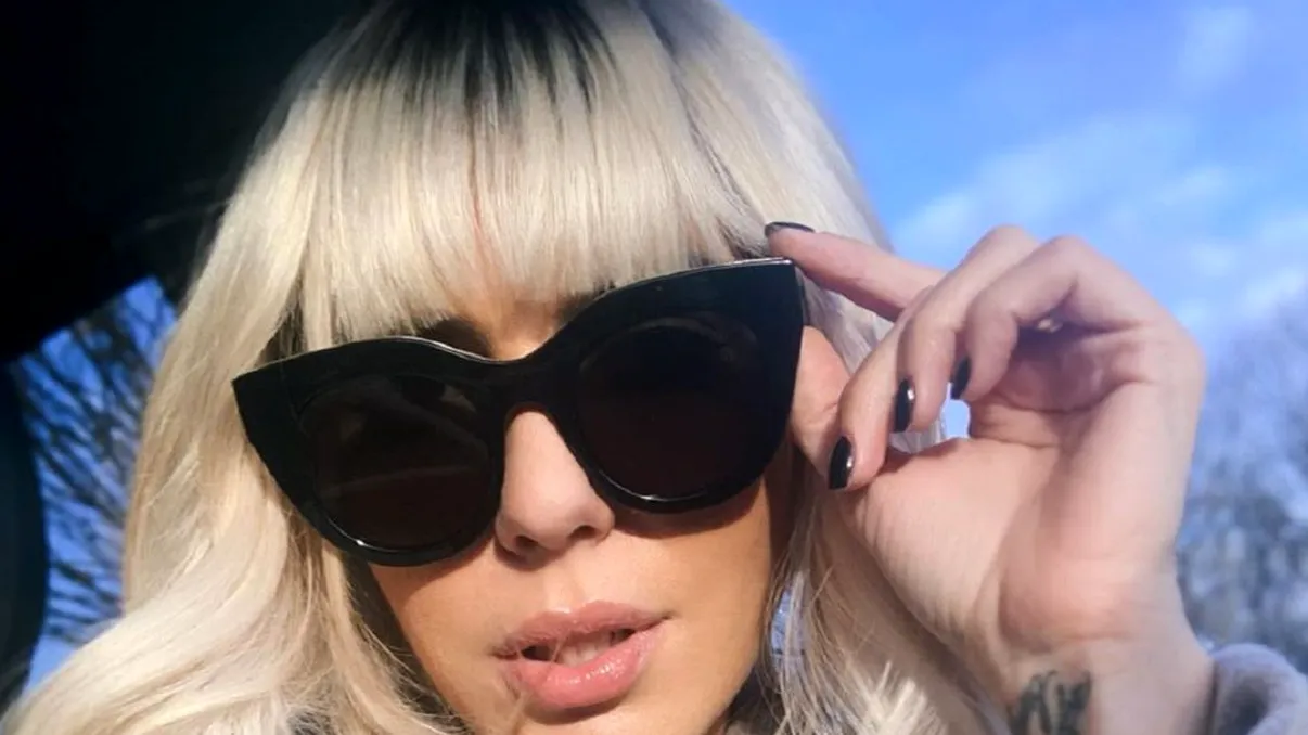 Care este numele adevărat al lui Sore. Ce a făcut cu primii bani câștigați la 11 ani