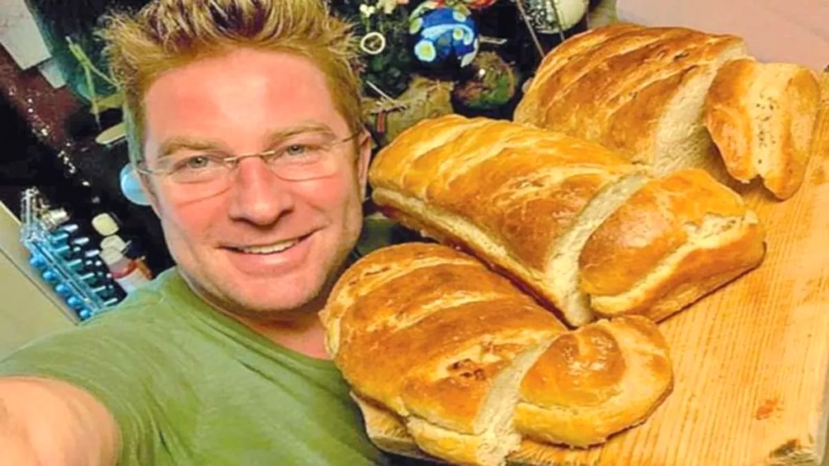 Cum este Pavel Bartoș în rolul de tată. Prezentatorul Românii au Talent, așa cum nu vi-l imaginați