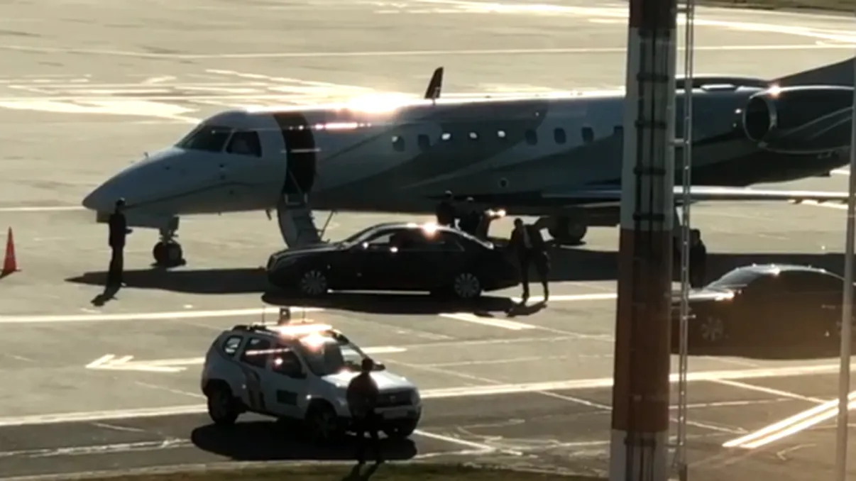 Român infectat cu coronavirus, la bordul unei aeronave care a aterizat pe Aeroportul Otopeni