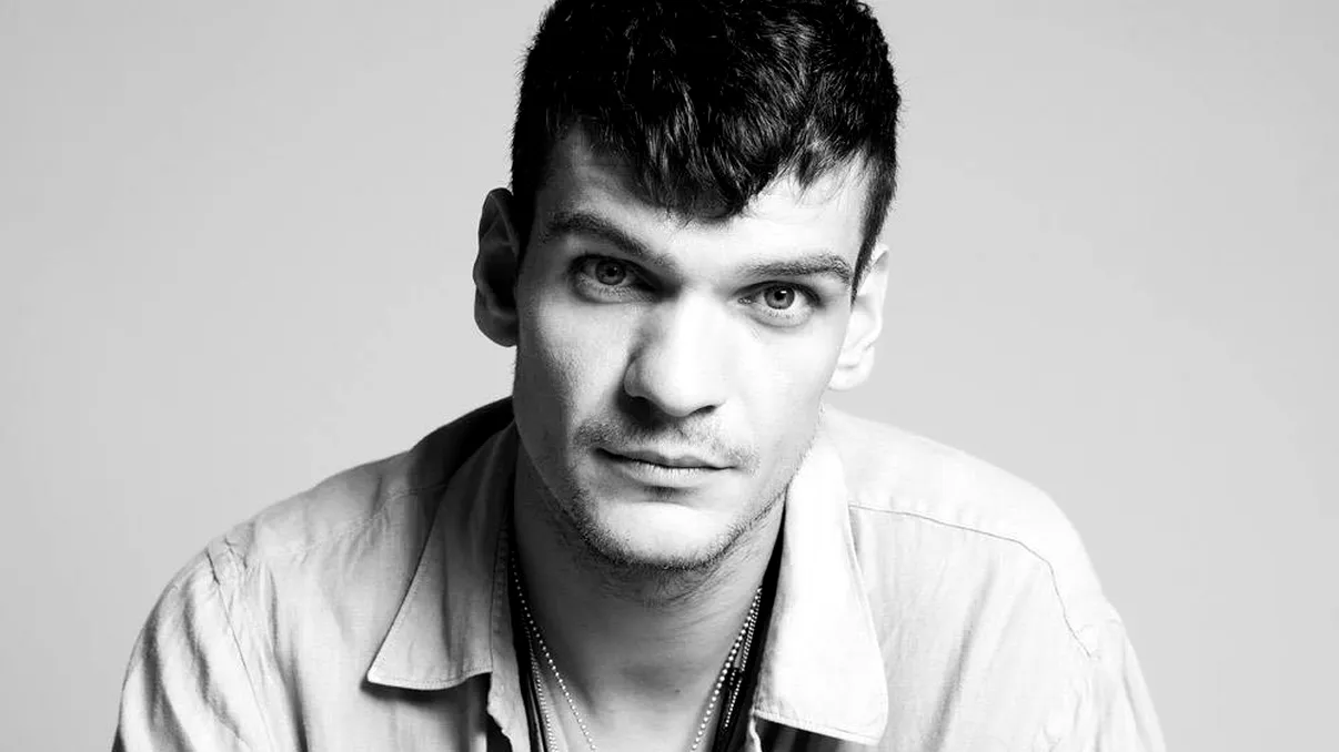 Tudor Chirilă, reacție fabuloasă pe Facebook. ”România e ca o basculantă plină cu cărămizi!”