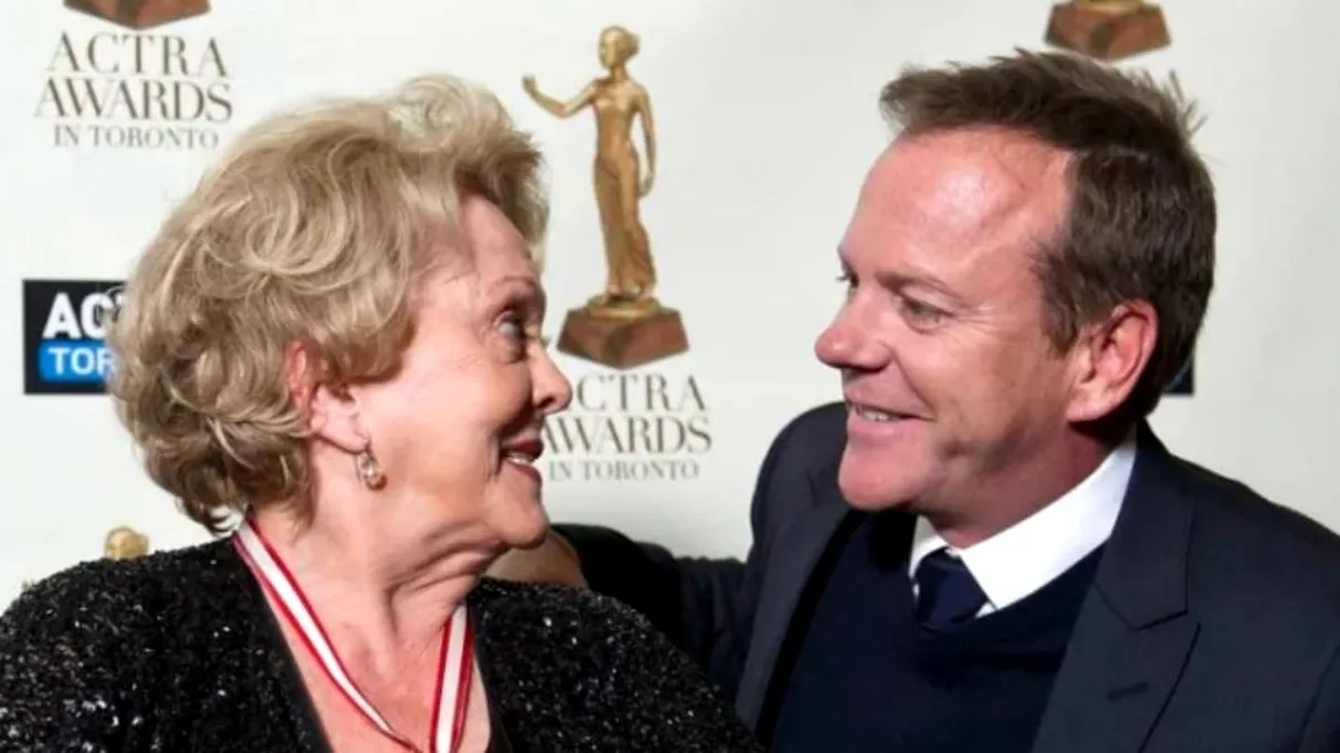 Actriţa Shirley Douglas a murit. Ce mesaj a transmis fiul ei, Kiefer Sutherland