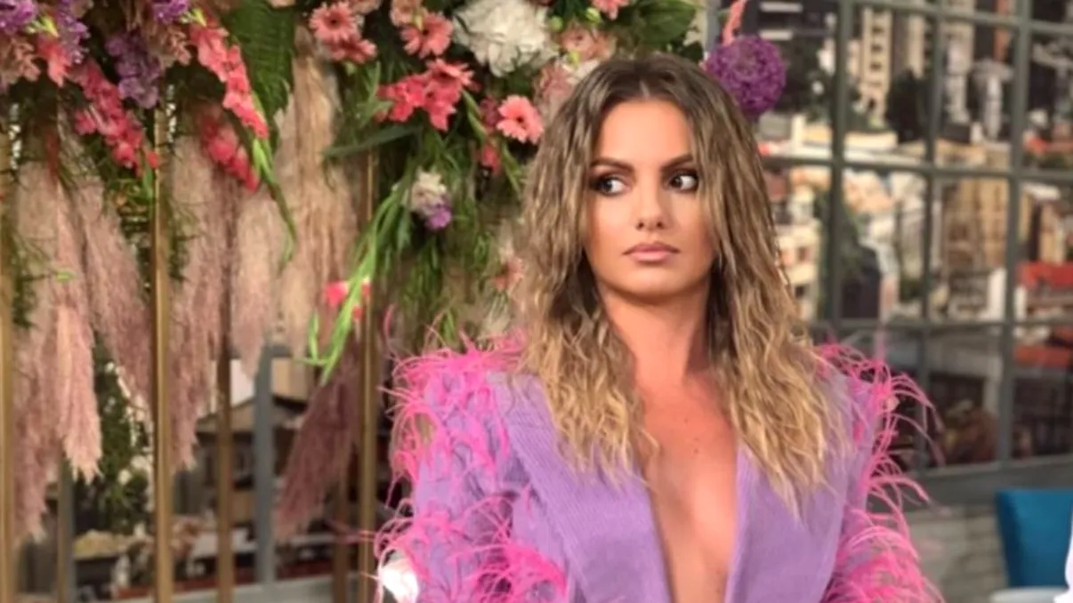Ce a ajuns să facă Alexandra Stan în izolare. De 8 săptămâni nu a ieșit din casă