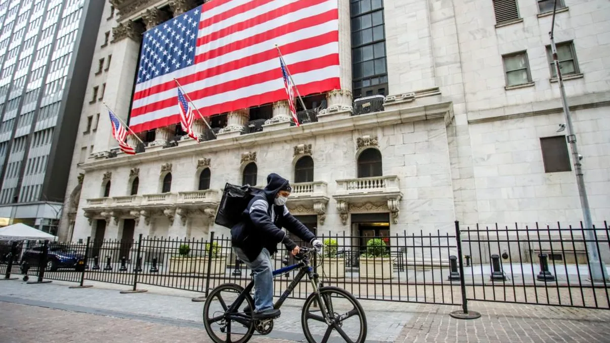 Sfaturi din mijlocul infernului! Ce povestește un român din SUA după ce s-a infectat cu virusul nou