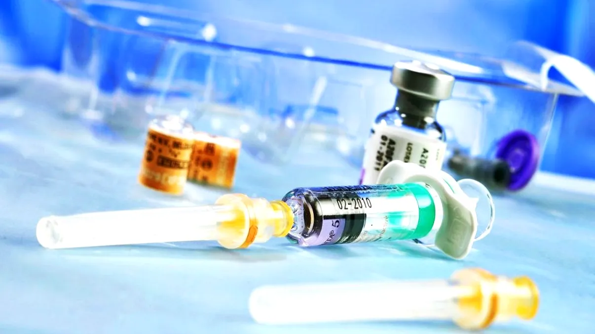 OMS: Cum te ajută vaccinul antigripal împotriva noului virus. Ce spun specialiștii