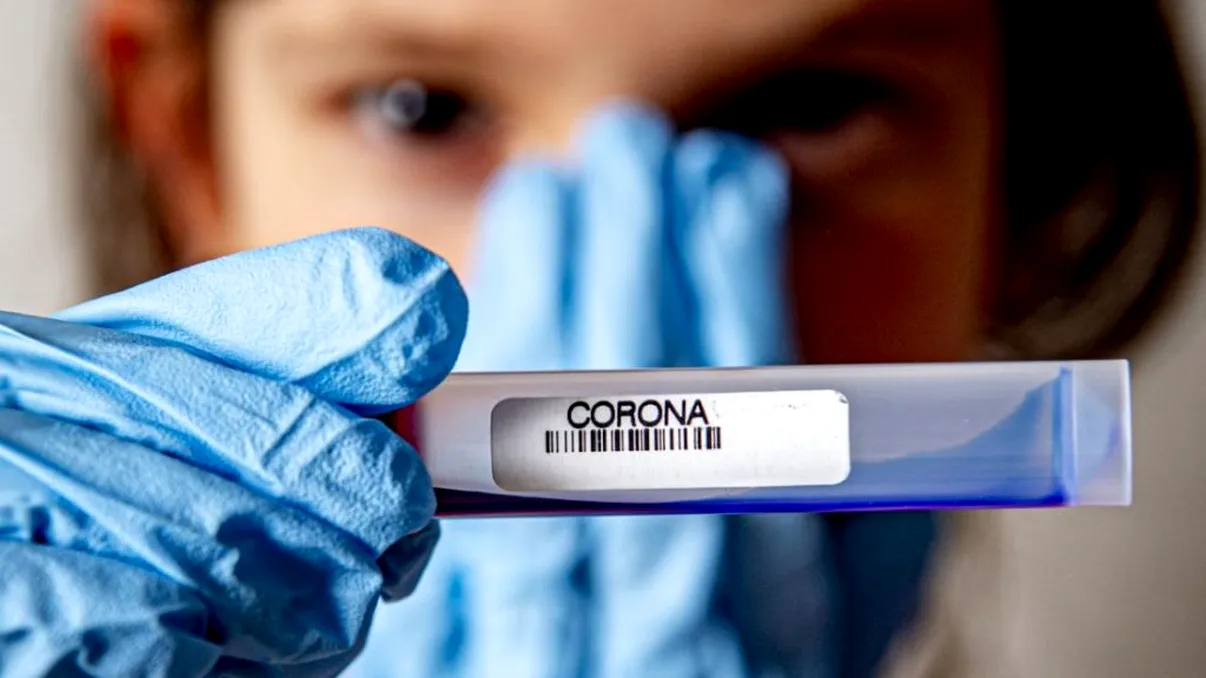 Regula celor 6 secunde. Ce este și cum te scapă de virus