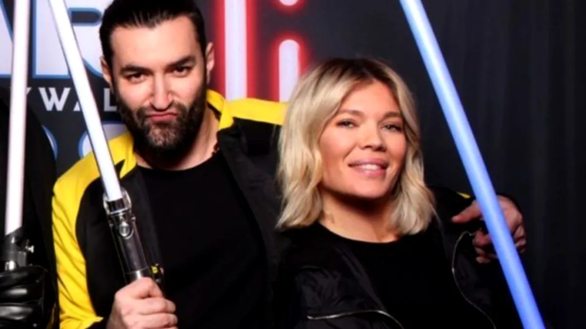 Asta știu doar Gina Pistol și Smiley. Cum îl impresionează blonda de la Antena 1, în fiecare zi