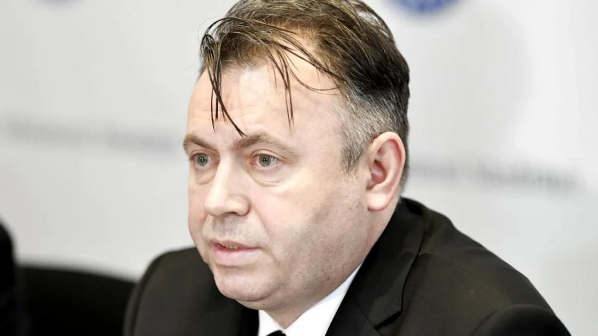 Se schimbă regulile de carantină pentru persoanele asimptomatice. Trei categorii sunt vizate de decizia luată de Tătaru